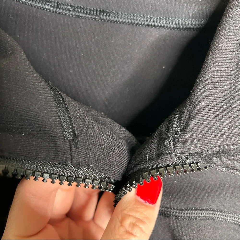 AS IS Lululemon In Stride Jacket Black 12